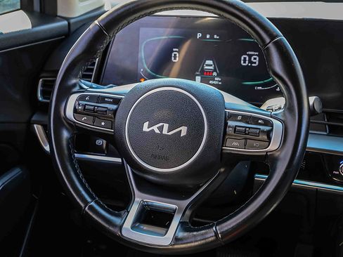 Certified 2023 Kia Sportage EX FWD image 10