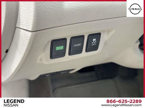Used 2013 Nissan Sentra SV FWD image 19