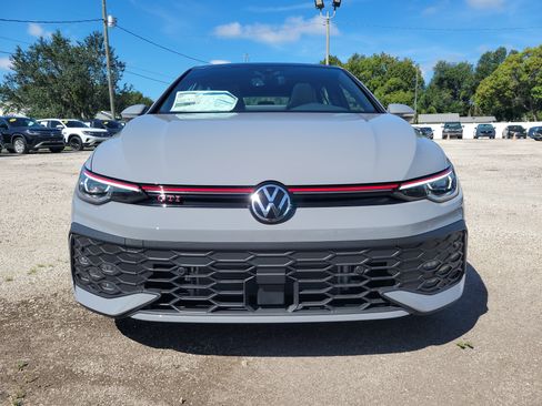 New 2025 Volkswagen GTI SE image 3