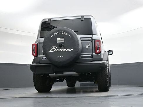Used 2025 Ford Bronco Badlands image 33