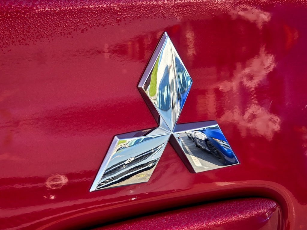 Used 2024 Mitsubishi Mirage ES FWD image 19