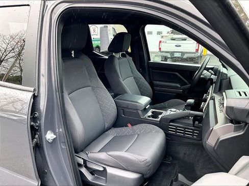 Used 2025 Toyota Tacoma SR5 RWD image 7