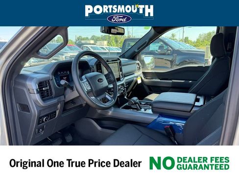 New 2025 Ford F150 XLT w/ Equipment Group 302A MID image 3