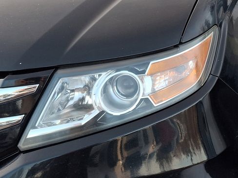 Used 2016 Honda Odyssey SE image 7