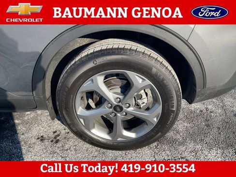 Used 2026 Ford Escape ST-Line w/ Cold Weather Package AWD/4WD image 25