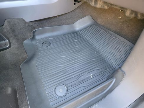 Used 2020 Ford Expedition Limited w/ Texas Edition Package image 19