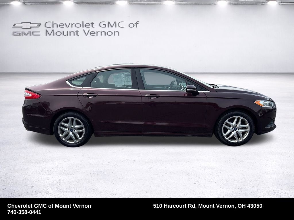Used 2013 Ford Fusion SE FWD image 8