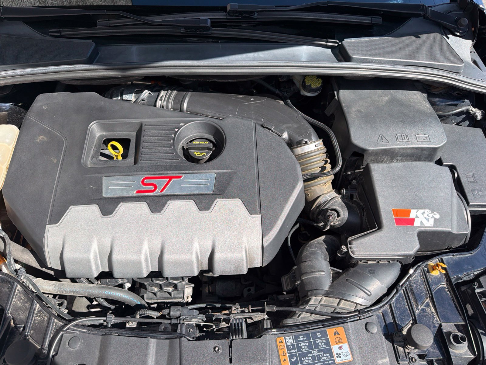 Used 2018 Ford Focus ST w/ Equipment Group 401A FWD image 16
