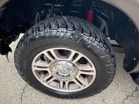 Used 2015 Ford F350 King Ranch w/ FX4 Off-Road Package AWD/4WD image 26
