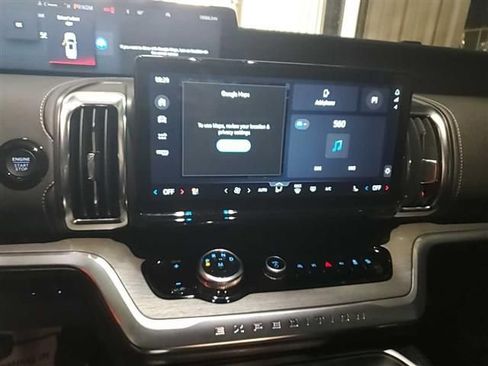 Used 2025 Ford Expedition Max Platinum w/ Driver's Package image 17