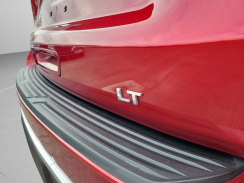 Used 2021 Chevrolet Tahoe LT image 8