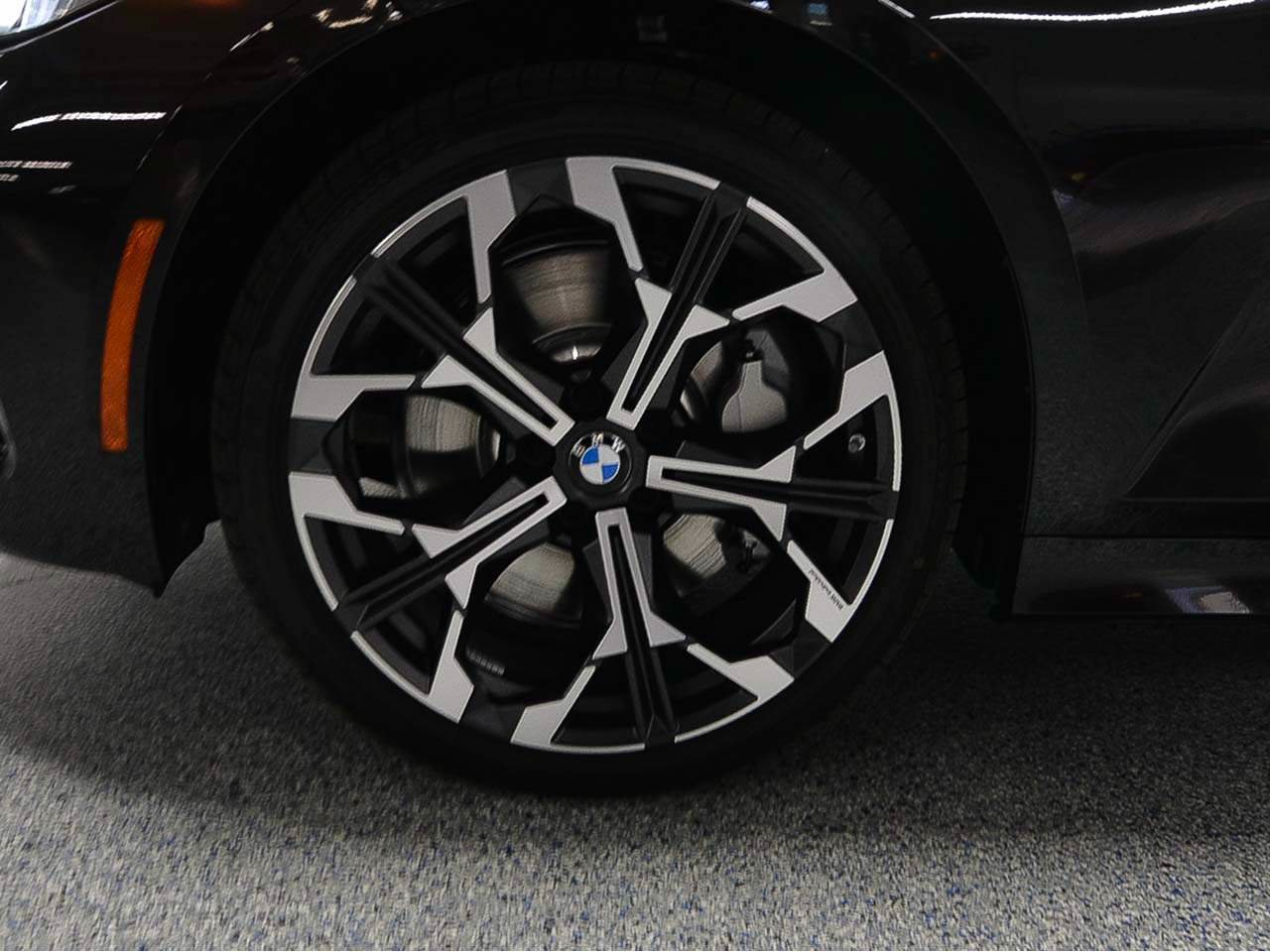 Used 2026 BMW 330i Sedan w/ Premium Package RWD image 5