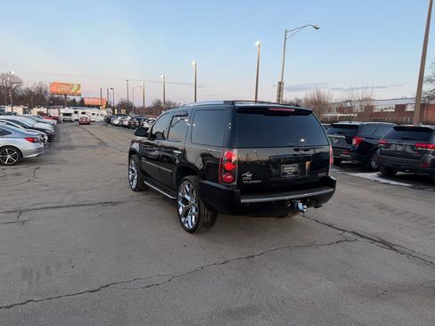 Used 2011 GMC Yukon Denali image 5