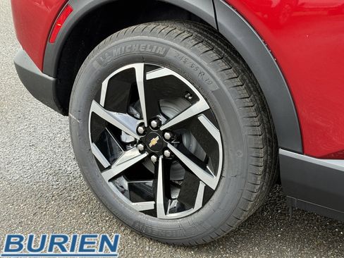 New 2026 Chevrolet Equinox EV LT image 37