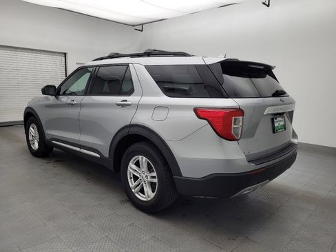Used 2020 Ford Explorer XLT w/ Equipment Group 202A AWD/4WD image 5
