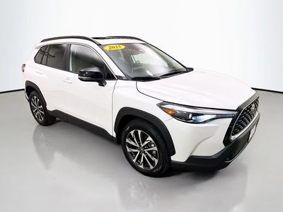 Used 2025 Toyota Corolla Cross XLE w/ Convenience Package