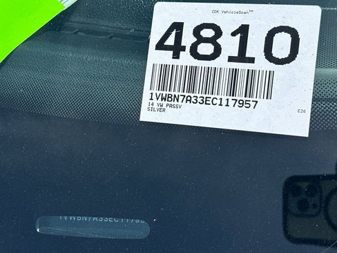 Used 2014 Volkswagen Passat TDI SE FWD image 3