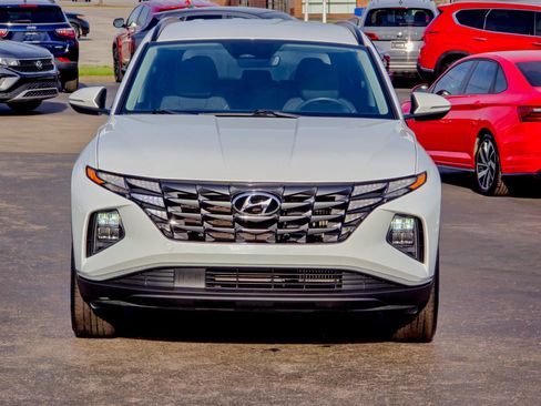 Used 2022 Hyundai Tucson Blue AWD/4WD image 4