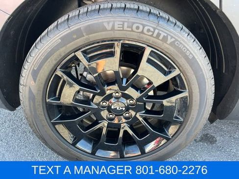 Used 2022 Kia Telluride SX w/ SX Prestige Package AWD/4WD image 7