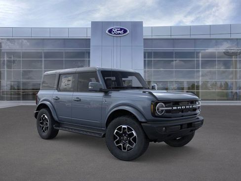 New 2025 Ford Bronco Outer Banks image 7