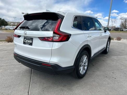 Used 2023 Honda CR-V EX image 8