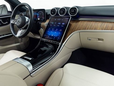 Used 2024 Mercedes-Benz C 300 4MATIC Sedan image 29