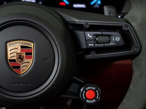 Certified 2025 Porsche 911 Targa 4 GTS AWD/4WD image 11