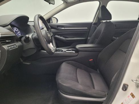Used 2023 Nissan Altima 2.5 SV FWD image 17