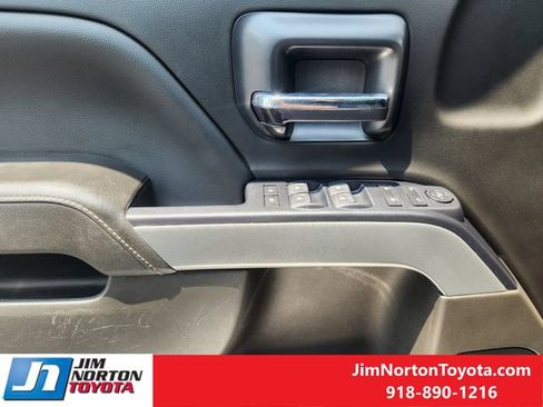 Used 2018 Chevrolet Silverado 1500 LT w/ Texas Edition AWD/4WD image 24