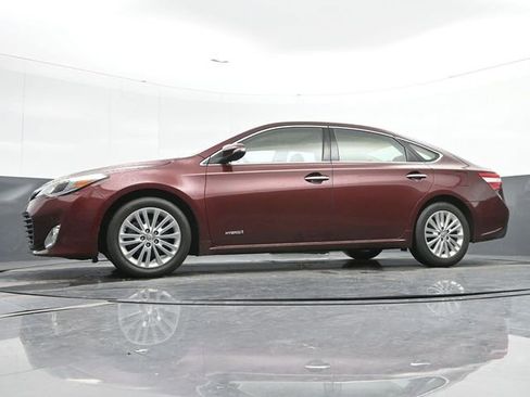 Used 2014 Toyota Avalon XLE Touring image 16