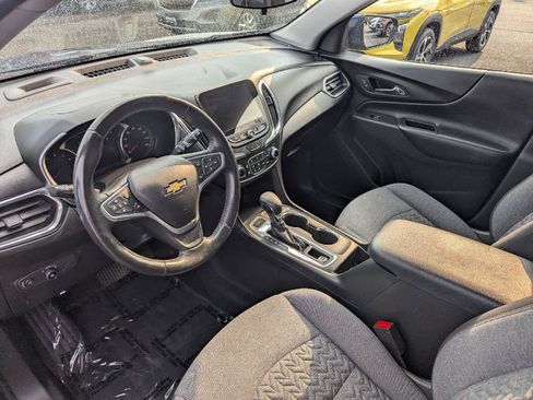 Used 2022 Chevrolet Equinox LT AWD/4WD image 12