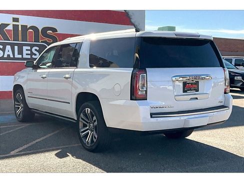 Used 2019 GMC Yukon XL Denali w/ Denali Ultimate Package image 13