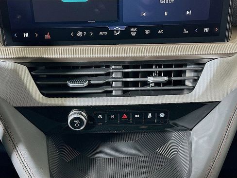 New 2026 Ford Explorer Active image 16