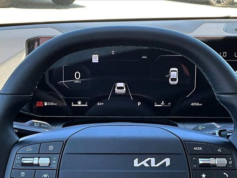 Certified 2025 Kia K4 EX image 13