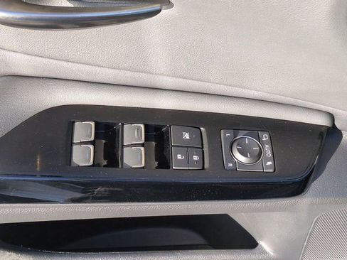 Used 2024 Lexus ES 300h 300h image 16