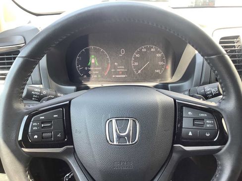 Used 2025 Honda Odyssey EX-L image 16
