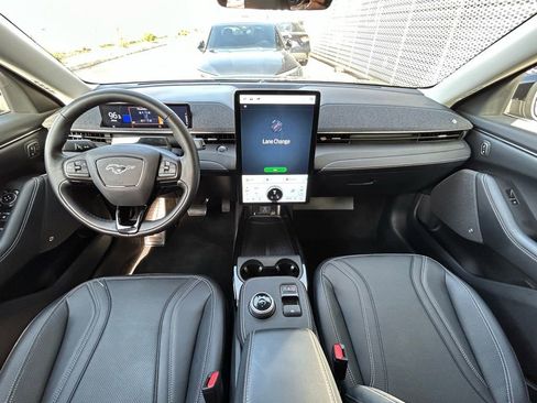 Used 2024 Ford Mustang Mach-E Premium image 12