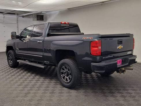Used 2017 Chevrolet Silverado 2500 High Country w/ Duramax Plus Package AWD/4WD image 3