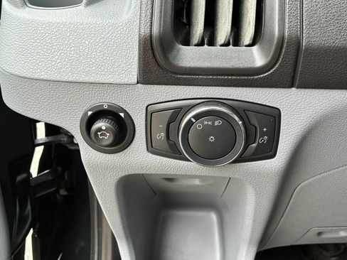 Used 2017 Ford Transit 150 148 Medium Roof RWD image 19