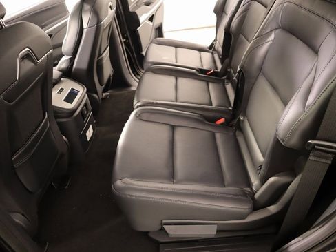 New 2025 Lincoln Navigator Reserve w/ Jet Appearance Package image 12