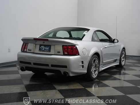 Used 2001 Ford Mustang GT RWD image 12