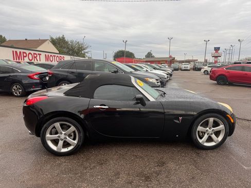 Used 2008 Pontiac Solstice Convertible w/ Preferred Package image 4