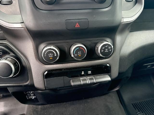 Used 2019 RAM 1500 Big Horn AWD/4WD image 11