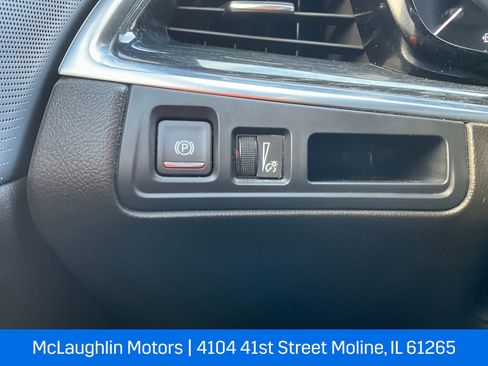 Certified 2023 Cadillac XT5 Premium Luxury w/ LPO, Floor Liner Package image 30