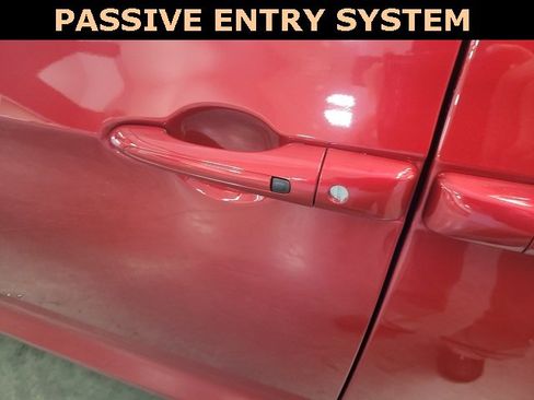 New 2025 Chrysler Pacifica Select w/ Fav Edition Package image 15