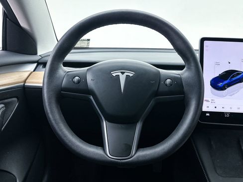 Used 2023 Tesla Model 3 Standard Range RWD image 26