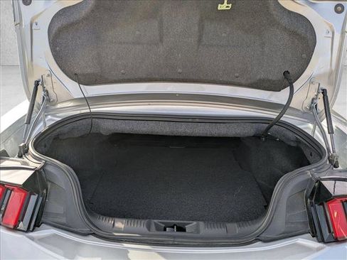 Used 2025 Ford Mustang Premium image 6