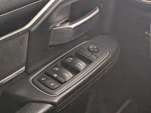 Used 2022 RAM 2500 Laramie AWD/4WD image 18