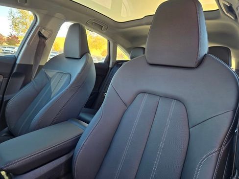 Used 2025 Audi A5 2.0T Premium Plus w/ Premium Plus image 18