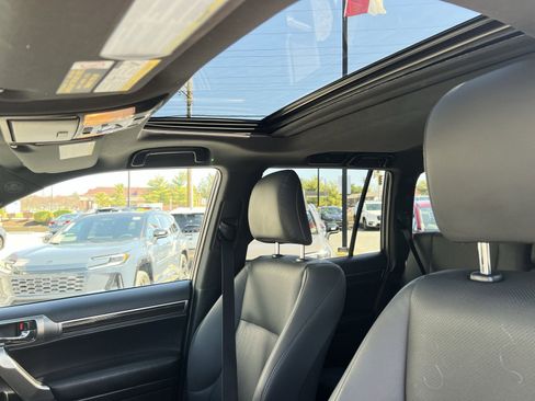 Used 2023 Lexus GX 460 Premium w/ Premium Plus Package image 24